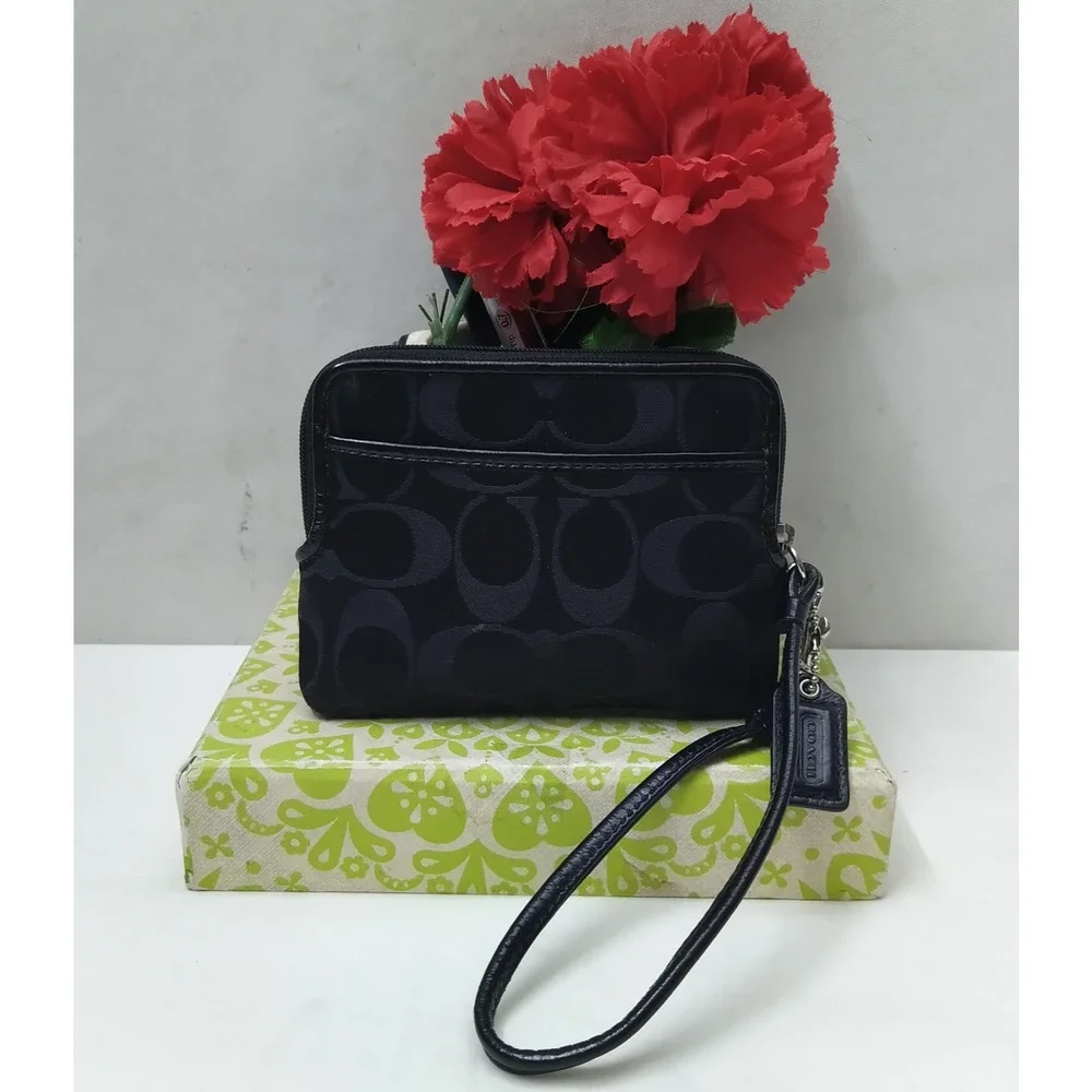 Coach Signature Black Canvas Credit Card Zip Around Square Wristlet Wallet